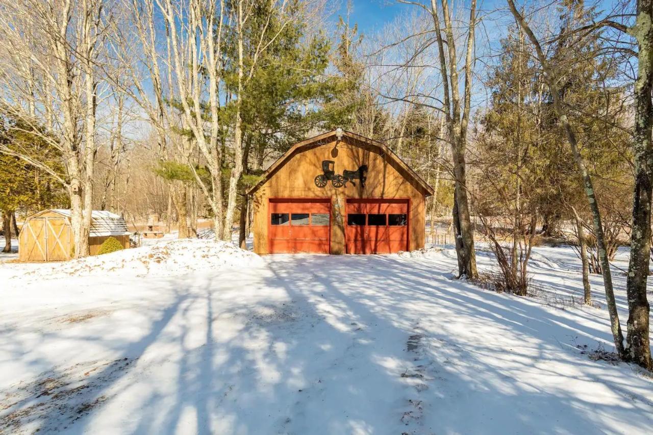 Bluebird Manor On The Water, 2 Acres & Amenities Villa Liberty Exterior photo