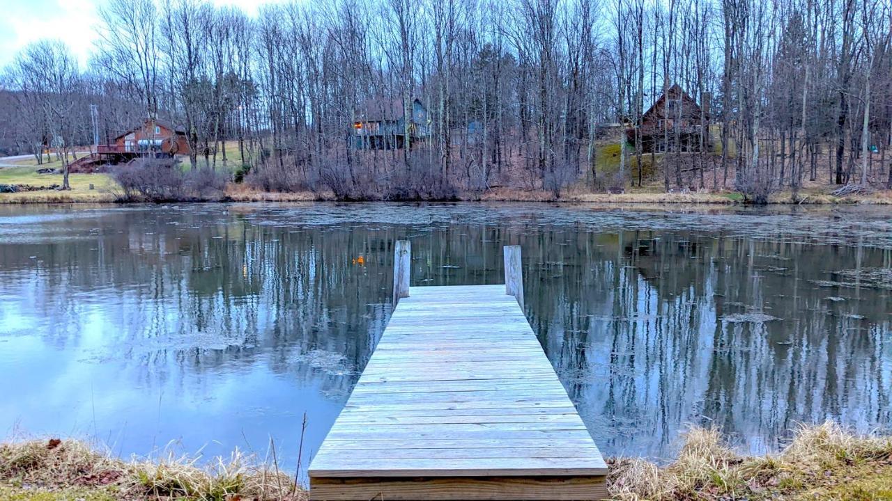 Bluebird Manor On The Water, 2 Acres & Amenities Villa Liberty Exterior photo
