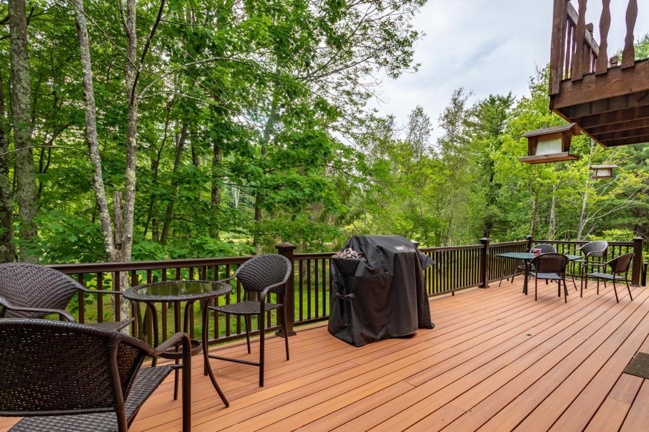Bluebird Manor On The Water, 2 Acres & Amenities Villa Liberty Exterior photo