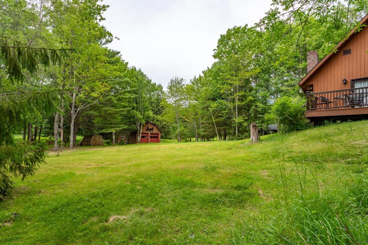 Bluebird Manor On The Water, 2 Acres & Amenities Villa Liberty Exterior photo