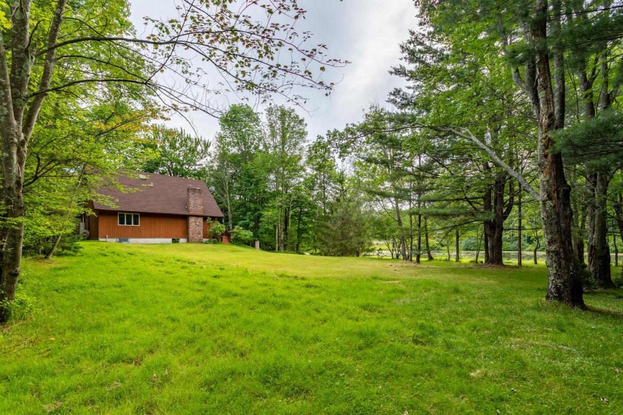 Bluebird Manor On The Water, 2 Acres & Amenities Villa Liberty Exterior photo